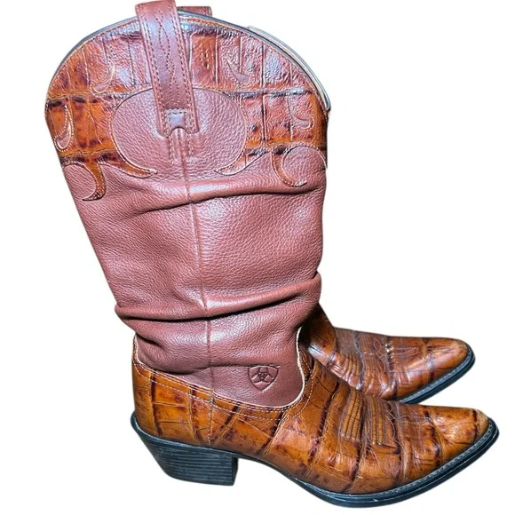 Ariat Women’s Pointed Toe Gator Print Slouch Western Cowboy Boot - Picture 2 of 8